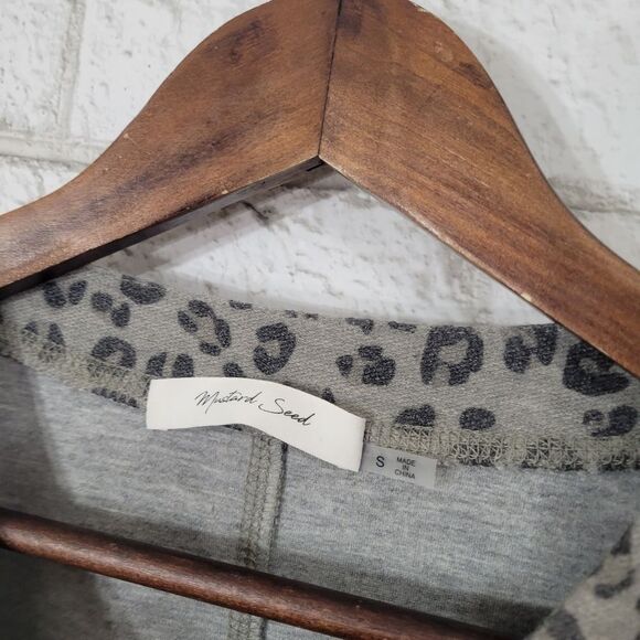 Mustard Seed leopard print short sleeve sweatshirt - Picture 8 of 10